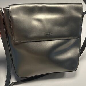 PHYNES Paris Vintage Rare Sleek Metallic Gray Leather Shoulder/Crossbody Bag